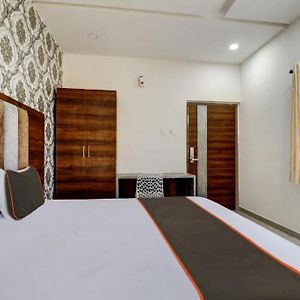 King Room Garden View